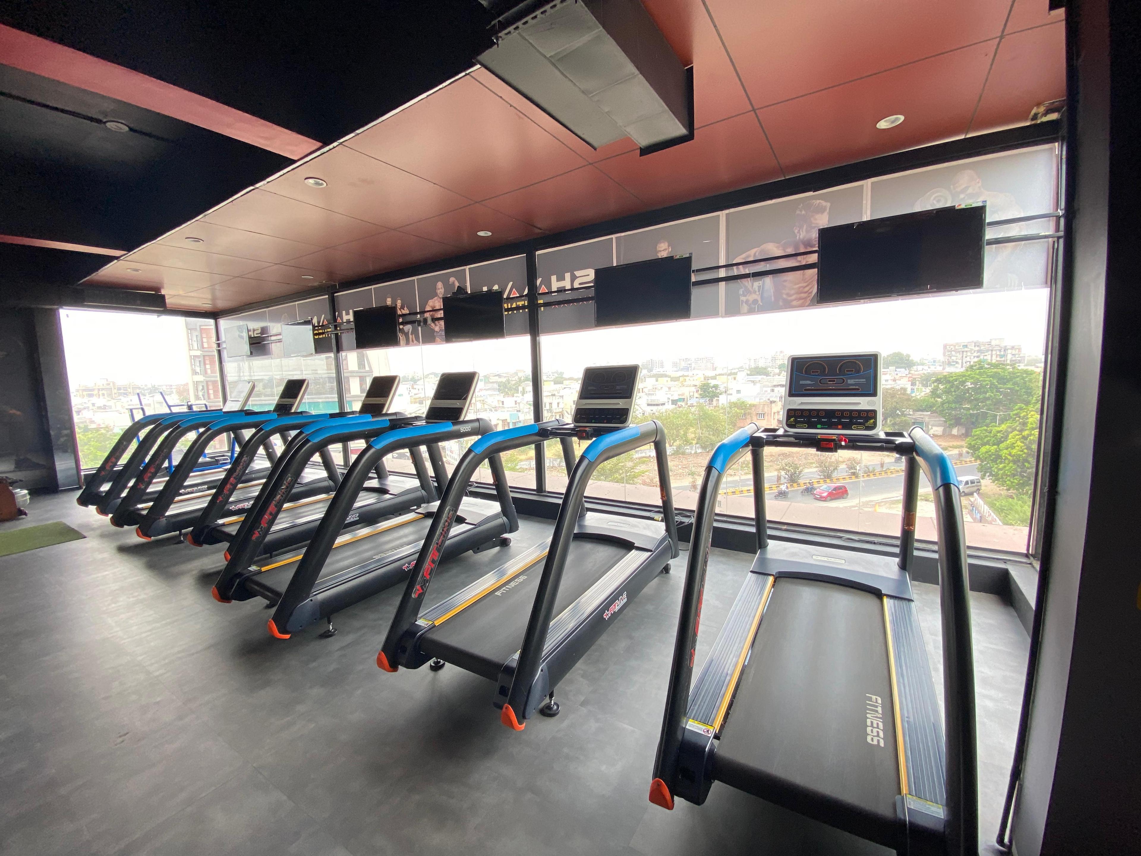1st Floor of Shaan Fitness